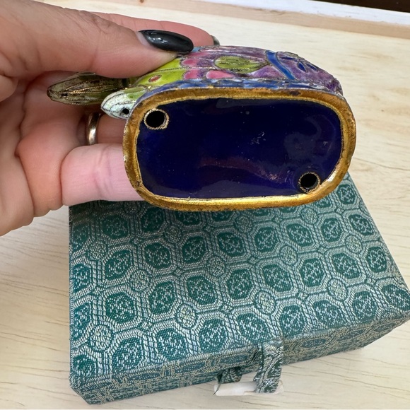 Beautiful DS Starr Cloisonné Tropical Fish Figurine On Stand Enamel Multicolor - Picture 7 of 15